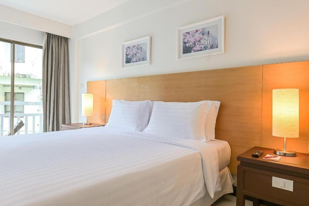Hotel Ramada By Wyndham Phuket Southsea Karon Exterior foto